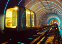 上海外滩人行观光隧道
